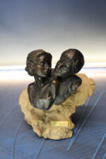 Escultura de Ángeles Anglada: Primer Amor. - Imagen 2