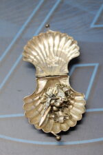 Rosario de mano de Santiago de Compostela y cajita en forma de concha. - Imagen 5