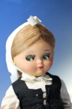 11. Antigua muñeca Linda Pirula de Muñecas Alba, traje regional. Años 50 ó 60. - Imagen 2