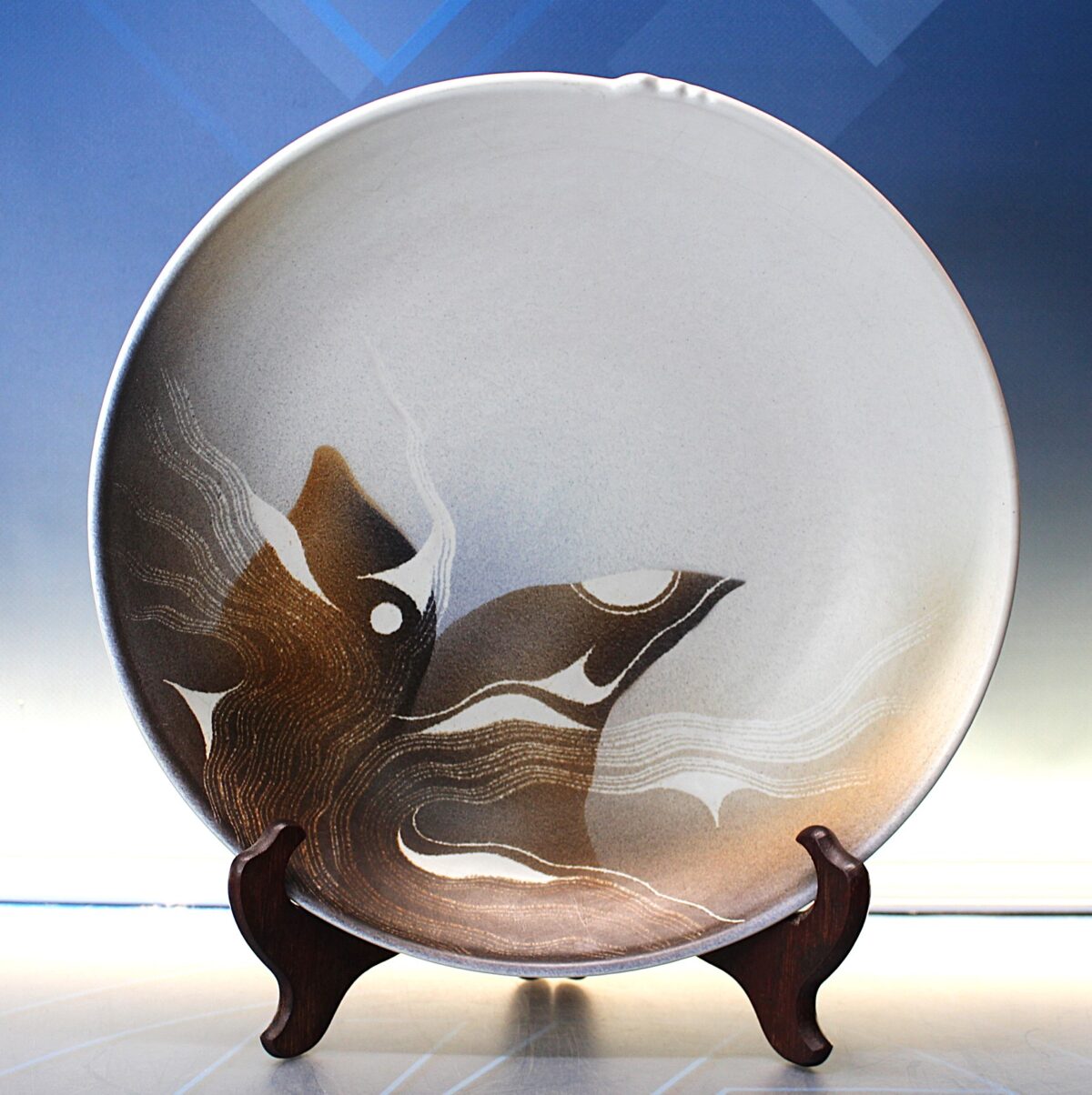 IMG_8018 Preciosa fuente de cerámica artística firmada Serra. - Imagen 1