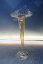 Bonito jarrón, violetero estilo jarrón de lirio de Murano. Flor de cala. - Imagen 6