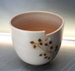 Jarrón, macetero cerámica artística firmada Serra.