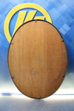 2 marcos ovalados grandes de metal plateado repujado. - Imagen 14