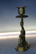 Candelabro de quimera, dragón en bronce o latón. Estilo victoriano. - Imagen 9