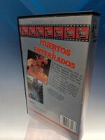 Película en VHS muertos y enterrados - Imagen 6