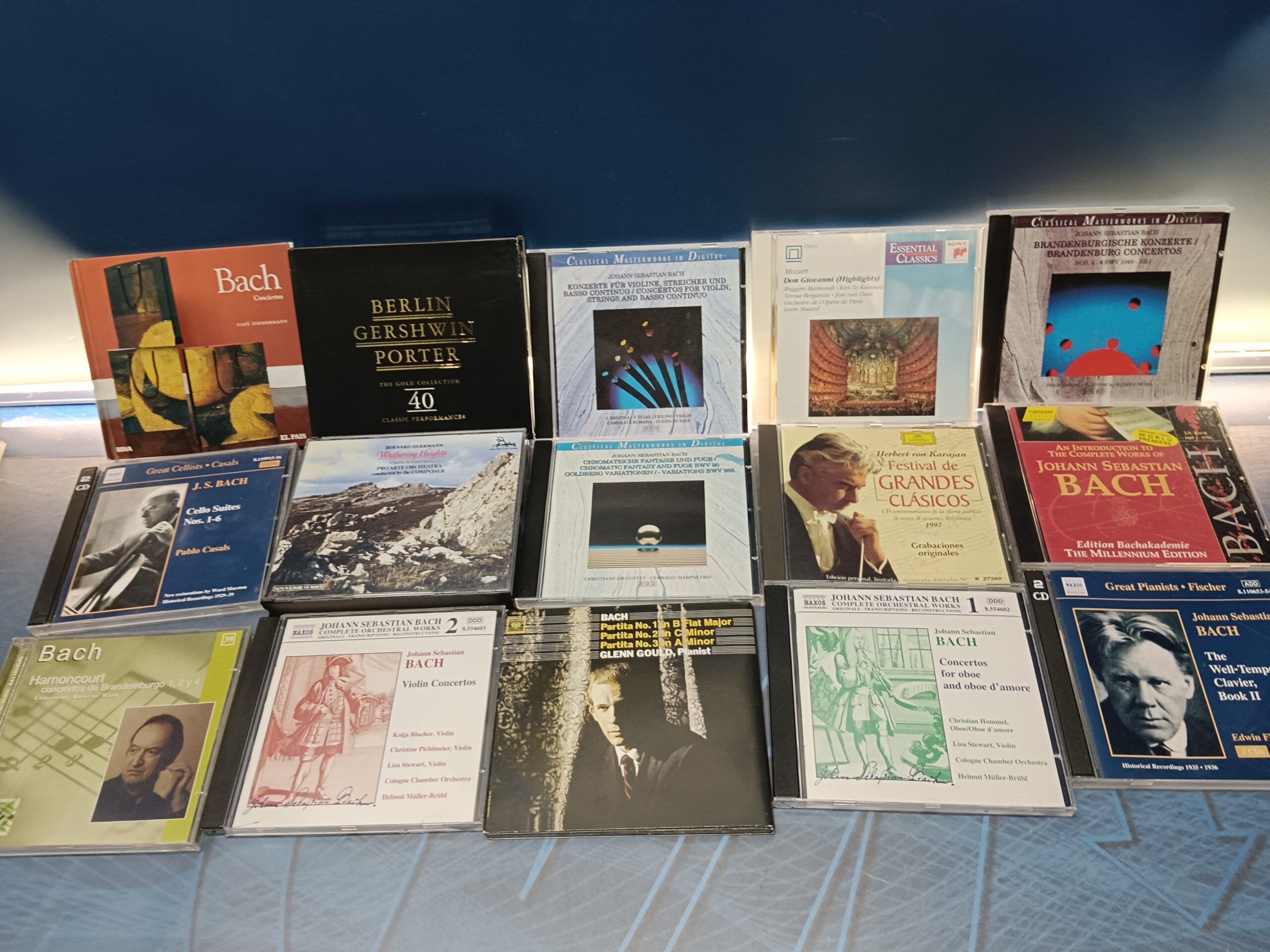 15 cds, música clásica, 7 cds de Bach