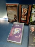 Lote 11 VHS dramas, El color purpura, Barry lyndon, Dracula, La edad de la inocencia, Amistades peligrosas y mas - Imagen 4