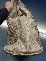 Bolso femenino Xti en buen estado - Imagen 3