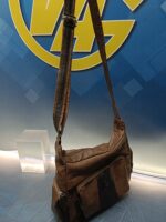 Bolso de piel by clair,s bags en perfecto estado - Imagen 9