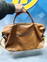 Bolso de piel marrón en perfecto estado sin taras - Imagen 8