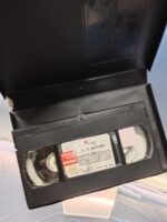 película en vhs MORIRAS EN CHAFARINAS. PEDRO OLEA, 1995 - Imagen 3