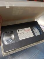 Dos VHS La jungla de cristal + La jungla de cristal la venganza - Imagen 3