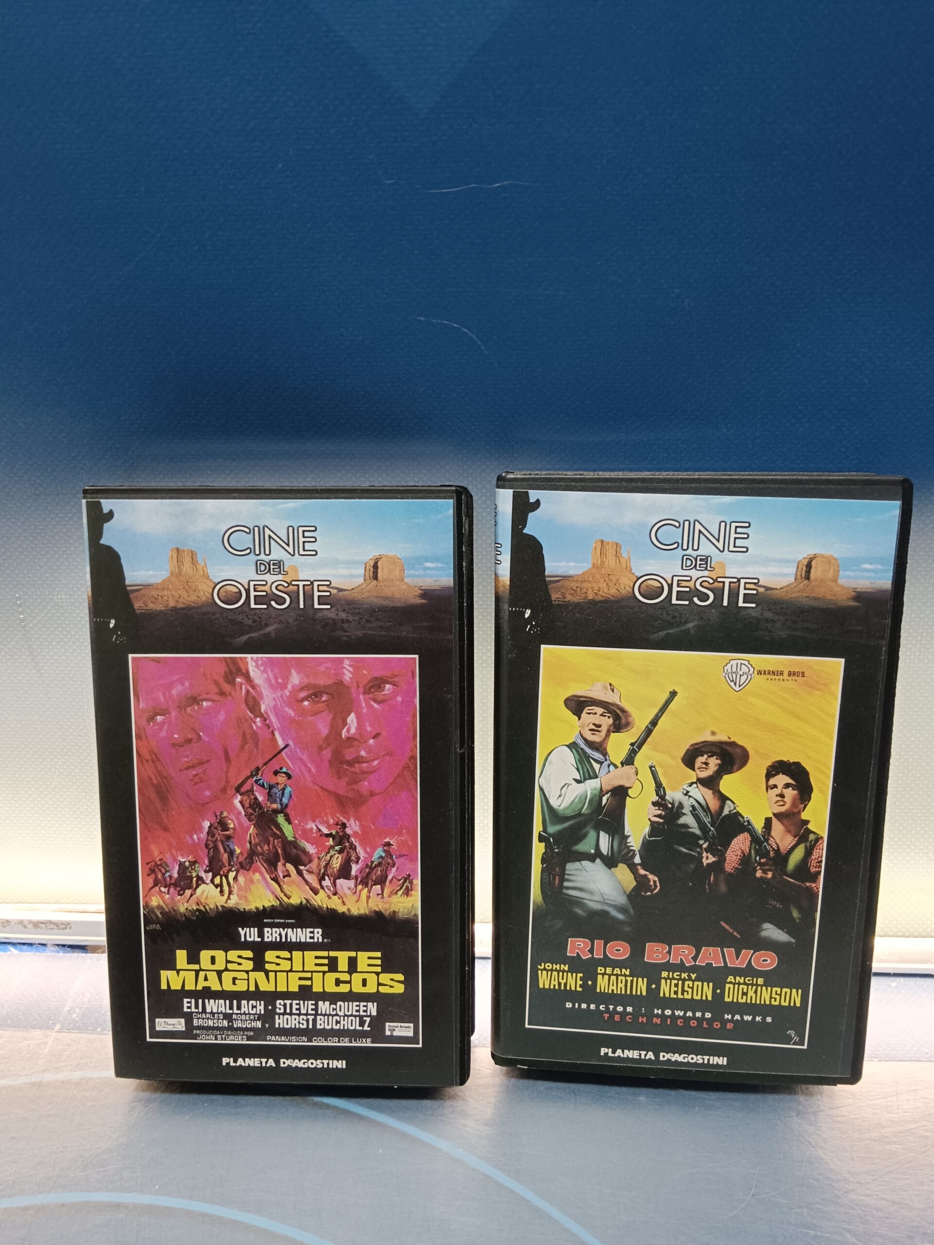 Dos cintas VHS del oeste, los siete magníficos + Rio Bravo