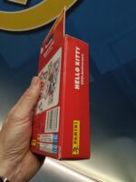 10 sobres de Cromos HELLO KITTY en su caja - Imagen 6