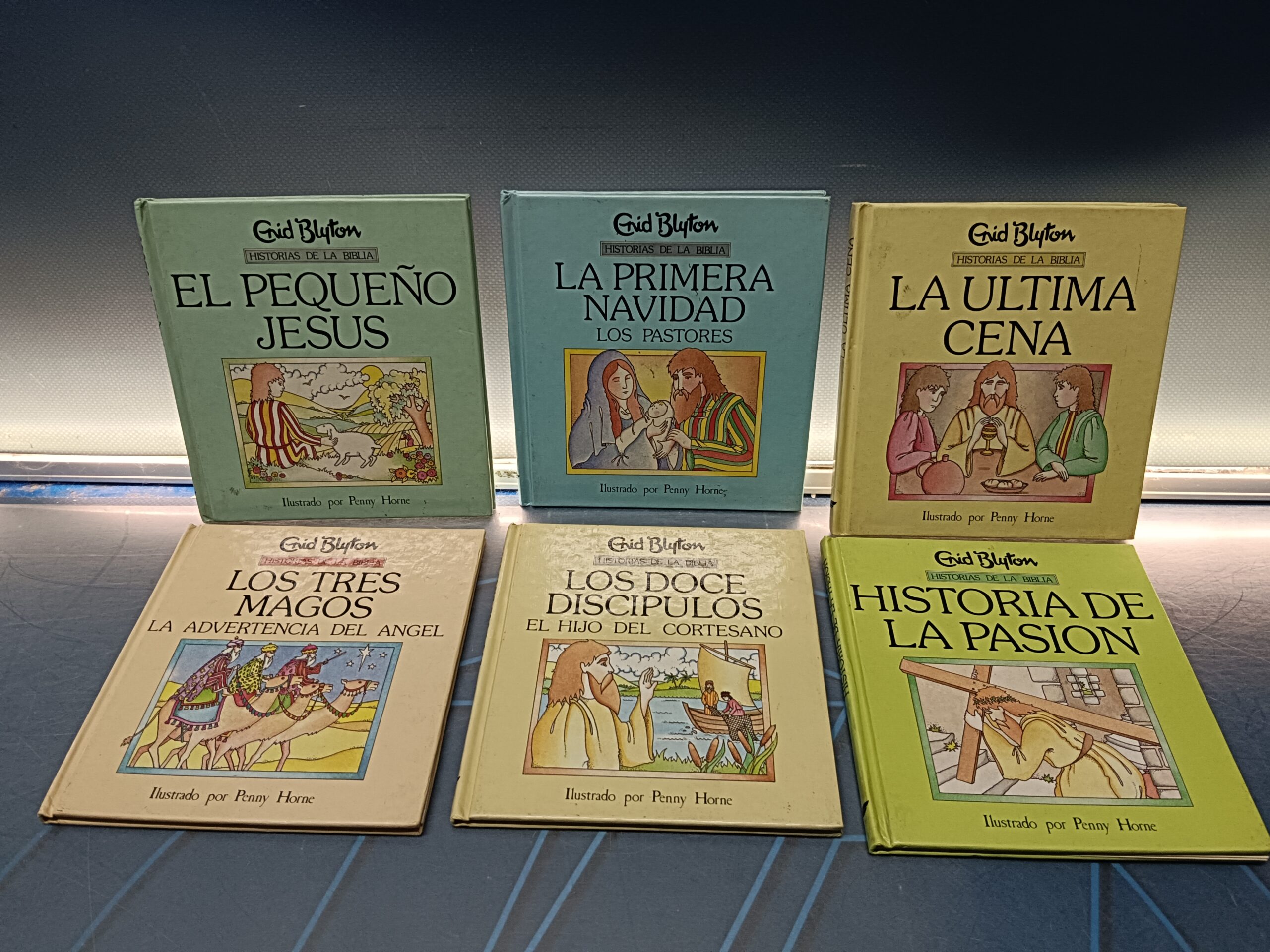 6 tomos, historias de la biblia Enid Blyton