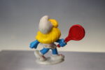 Los Pitufos: Pitufina Tenista. Figura de PVC. Sin marca, bootleg, vintage. - Imagen 2