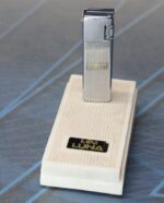 Mechero vintage Mini Luna.