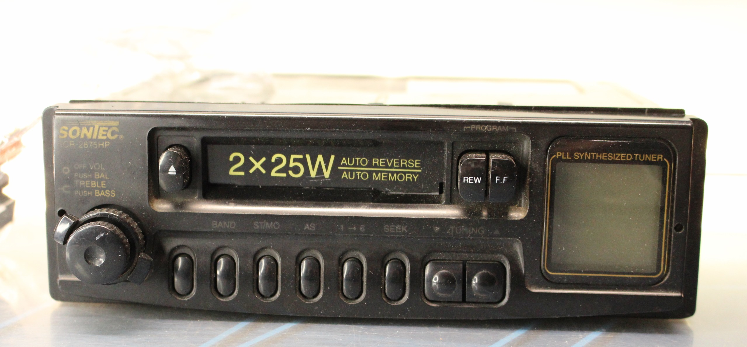 Sontec SCR-2675HP. Autorradio, radio casete para coche.