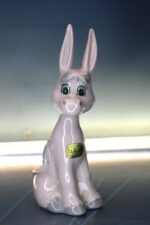 04, Porcelana Casades. Burrito monocromático rosa.