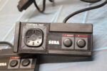 2 mandos para consola Sega Master System II, modelo 3020. Originales. - Imagen 3