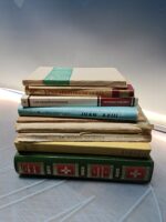 11 LIBROS religiosos, y boletines o folletos ECLESIÁSTICOS, RELIGIÓN CATÓLICA - Imagen 3