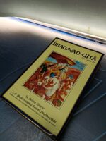 Libro, El Bhagavad-Gitá tal como es, de A. C. Bhaktivedanta Swami Prabhupada, 1984 - Imagen 3