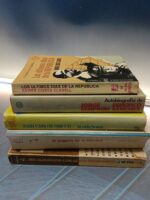 Lote, 5 libros sobre política - Imagen 7