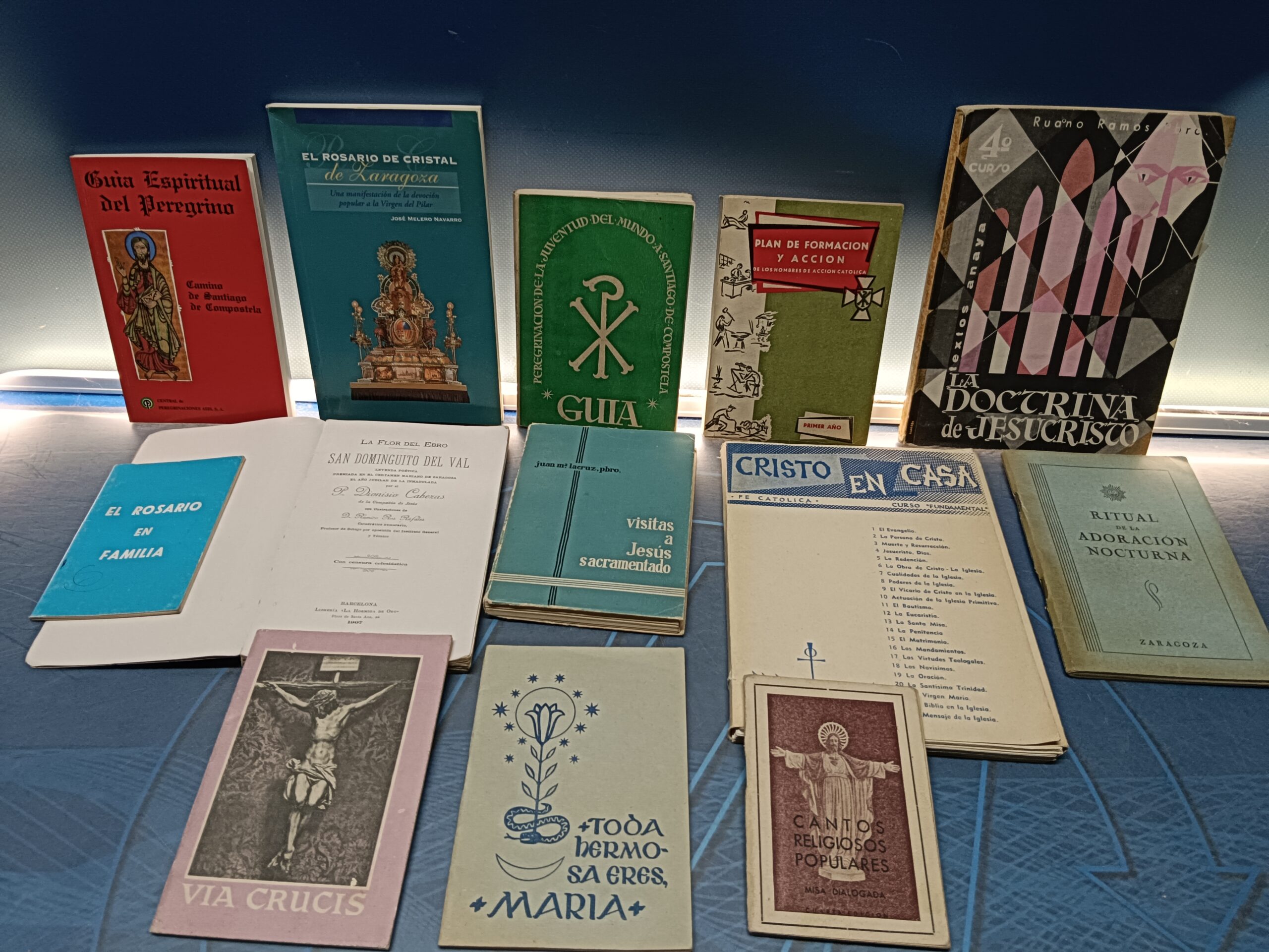 13 libros, CRISTO EN CASA, LA DOCTRINA DE JESUCRISTO, guia espiritual del peregrino y mas libros religiosos