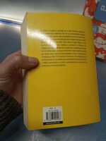 Dos novelas del autor clive cussler, el imperio del agua y amenaza bajo el mar - Imagen 3