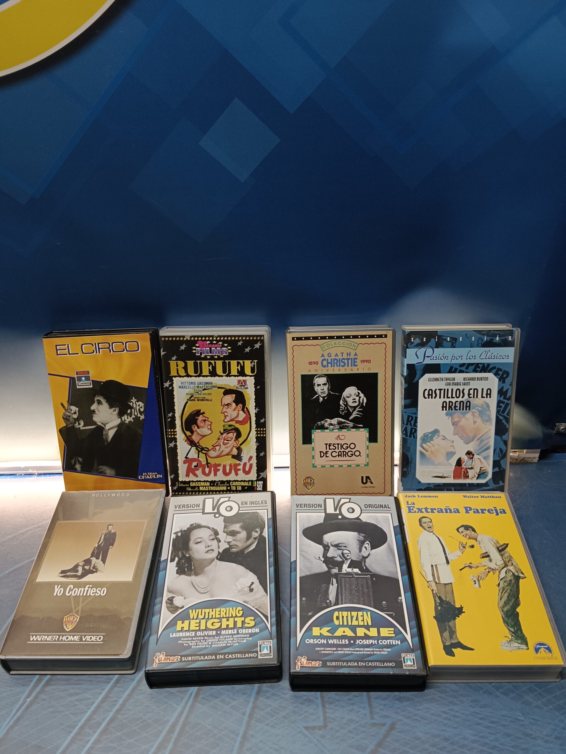 8 vhs, clásicos, Rufufu, ciudadano kane, La extraña pareja, El circo, testigo de cargo y mas