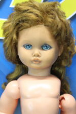 Muñeca antigua con llorón. - Imagen 2