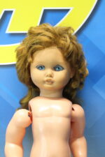 Muñeca antigua con llorón. - Imagen 8