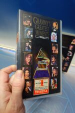 Grammy's Greatest Moments VHS Vol I y II 1994 - Imagen 2