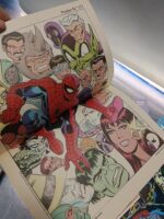 3 comics, forum, LA AVENTURA COMPLETAMENTE DIMINUTA DE SPIDEY , COMPLETA ,EXTRAS MARVEL - FORUM, con los posters - Imagen 4