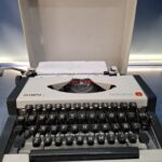 Maquina de escribir, Olympia Traveller de Luxe