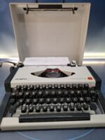 Maquina de escribir, Olympia Traveller de Luxe