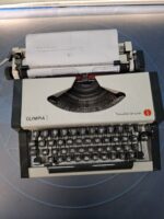 Maquina de escribir, Olympia Traveller de Luxe - Imagen 2