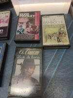 11 casetes , estado aceptable, el precio es por todos - Imagen 11