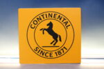 Cartel vintage “Continental. Since 1871”.
