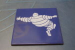 Michelín: 4 azulejos de taller sin uso. Bibendum. Cicosa. Años 70. - Imagen 4