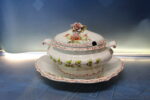 Sopera y fuente porcelana o loza Made in Italy. Pintado a mano. Vintage. - Imagen 4