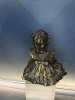 Figura de bronce niña campesina 18x17x17 cm - Imagen 12