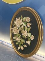 Cuadro ovalado con flores de miga o flores artesanales 44x33 cm - Imagen 10