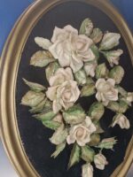 Cuadro ovalado con flores de miga o flores artesanales 44x33 cm - Imagen 8