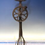 Antigua batidora manual. Egg Beater.