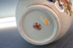 21. Jarrón de porcelana con esmalte craquelado de Japón. Pintado a mano. - Imagen 6
