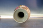 21. Jarrón de porcelana con esmalte craquelado de Japón. Pintado a mano. - Imagen 4