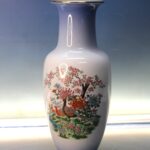 23. Jarrón de porcelana China. Pintado a mano. Vintage.