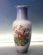 23. Jarrón de porcelana China. Pintado a mano. Vintage.
