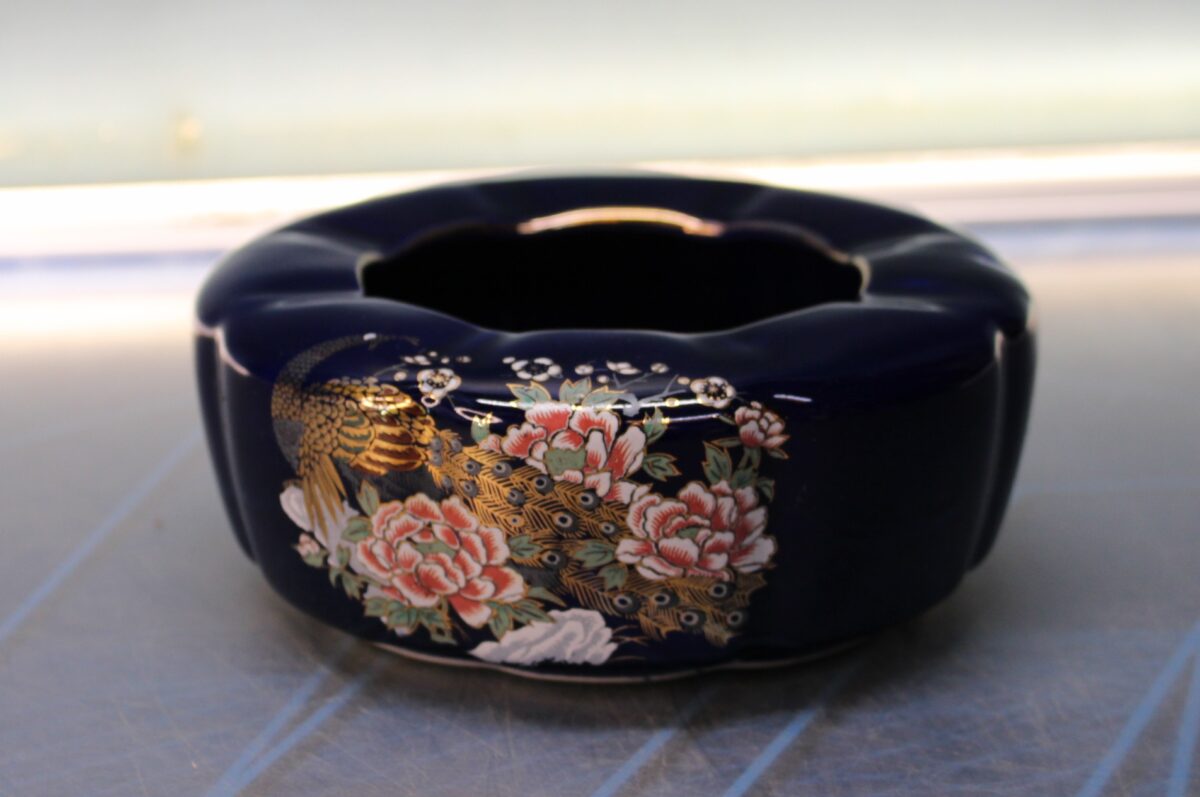 IMG_5363 24. Cenicero, cuenco de porcelana azul cobalto de Japón. Pintado a mano. - Imagen 1